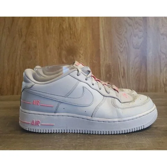 Nike Air Force 1 LV8 Athletic Shoes Sneakers Youth Size‎ 7Y Womens 8.5 Gray Pink