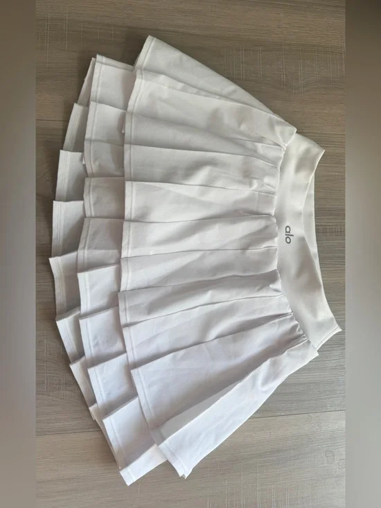ALO Yoga White Pleated Mini Skirt