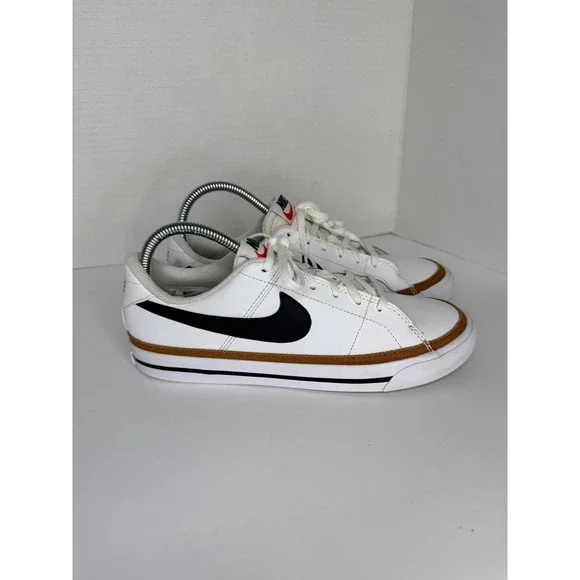 Nike Court Legacy Kids 7Y White Black DA5380-102 Tan Trim Low Top SportyTennis