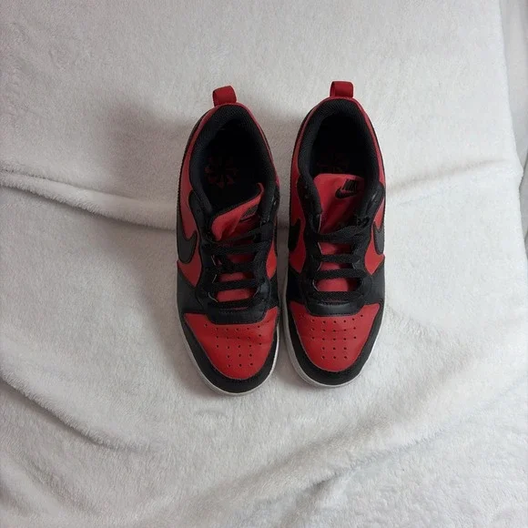 Size 5.5 Y Nike GS Big Kids Court‎ Borough Low Recraft Red/black Sneakers Shoes