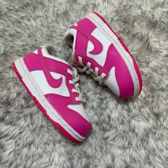 Nike‎ Dunk Low Laser Fuchsia 8C Barbie toddler pink white dunks