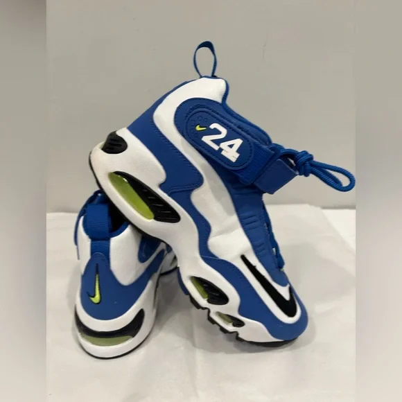 Nike Air Griffey Max 1 Size 7 Youth Blue and White Sneakers with Black Accents