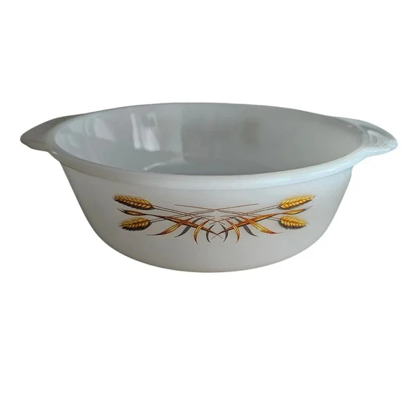 Fire-King Anchor Hocking Wheat Milk Glass Casserole Dish 1.5 Qt Vintage 447 USA