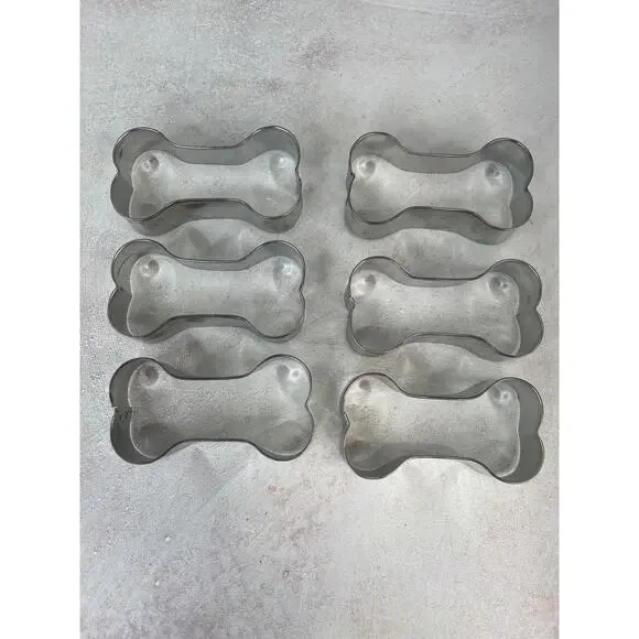 Dog Treat Cookie Cutters Dog Bone‎ 4” Set of 6