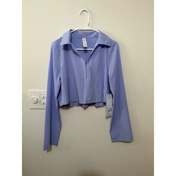 Alo Cropped Unmatched Long Sleeve Light Provence Blue Size XS NWT $128 MSRP