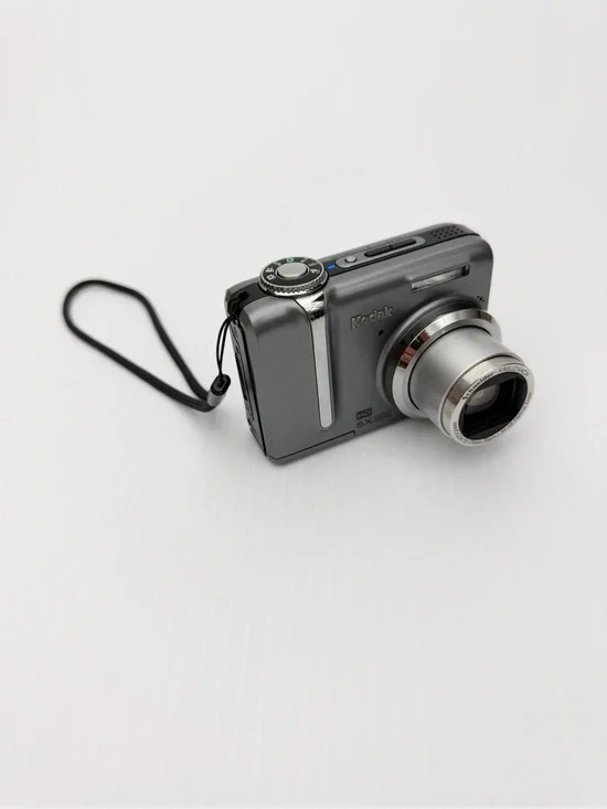 Kodak EasyShare Z1275 12MP 5X Optical Zoom Gray Digital Camera AS IS