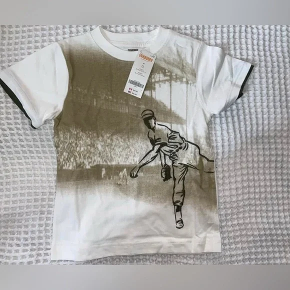 NWT Gymboree size 4 baseball tee