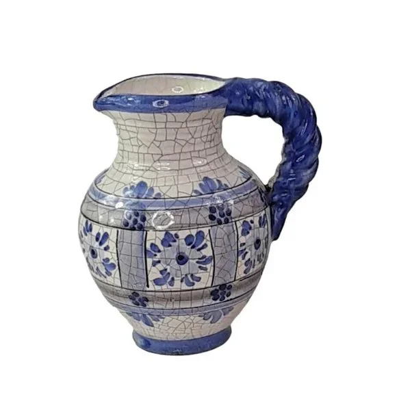 Vintage Floral Ceramic Creamer Blue White Twisted Handle Decorative‎ Collectible