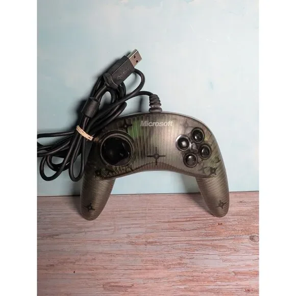 Vintage Microsoft SideWinder Plug & Play USB Game Pad (X04-97602) - Translucent