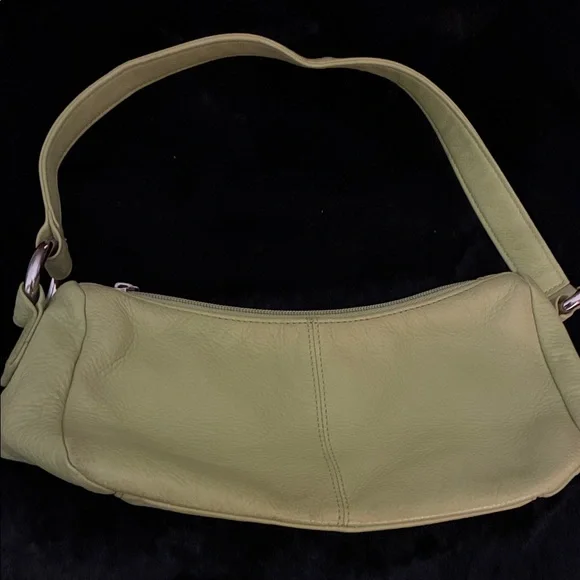 Wilsons‎ Leather Olive Shoulder Bag