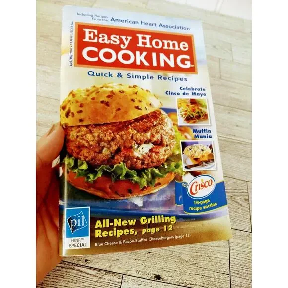 Easy Home Cooking Quick & Simple Recipes Cookbook Booklet‎ 2006 Vtg