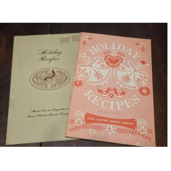 Texas Electric Service Co Holiday Recipes Booklet Set 1970 Pink Vintage