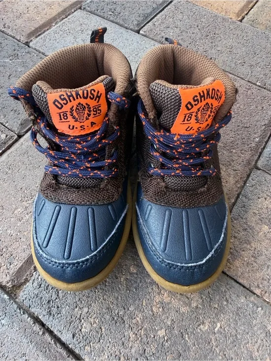 OshKosh B'gosh Brown & Navy Kids Boot