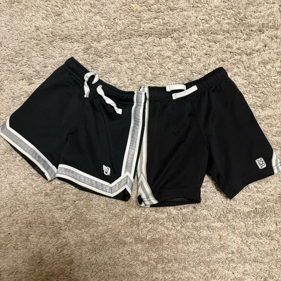 Boys OshKosh & Carters Athletic Black Shorts (2 Pair) Lot Size 3T