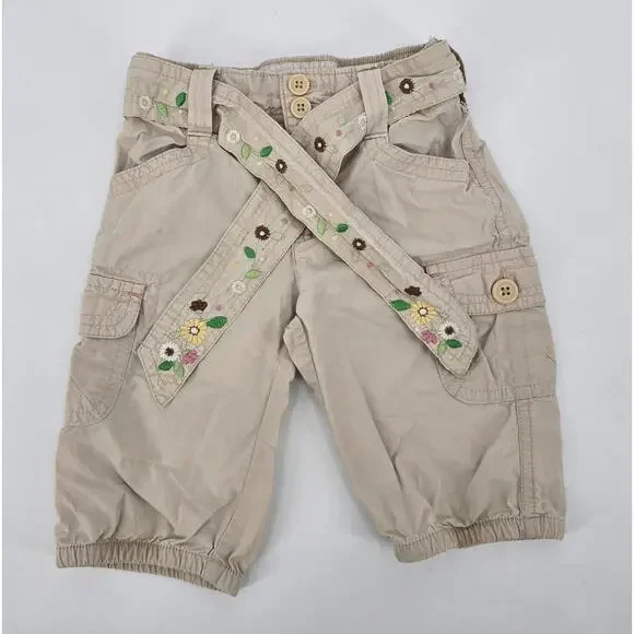 Vintage OshKosh B’gosh Y2K Fairycore/Cotragecore Cargo‎ Capris 2T  Embroidered