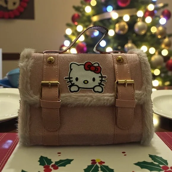 Hello Kitty Pink‎ Faux Fur Trimmed Handbag Purse