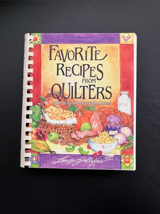 1992 Favorite Recipes from Quilters Spiral Bound Community Cookbook