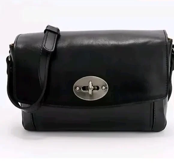 Patricia Nash Gradina Flap Leather Crossbody Black Bag A628413