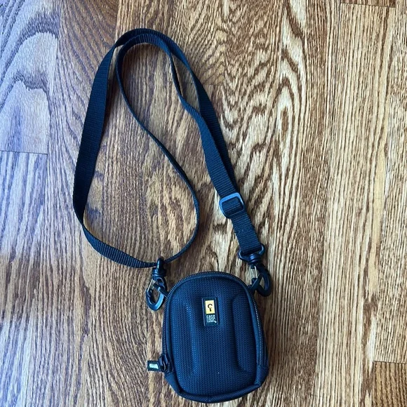 Case Logic Black  Case With Strap