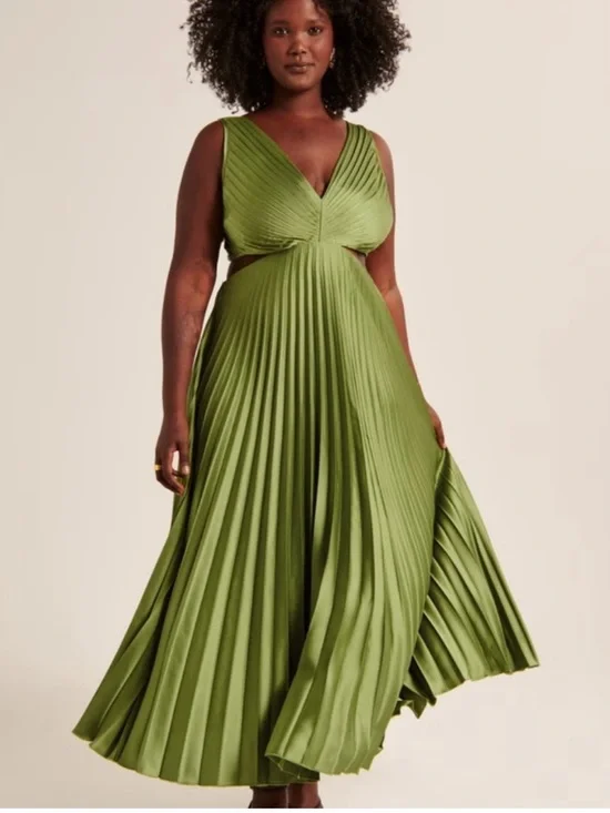 ABERCROMBIE AND FITCH GISELLE PLEATED CUTOUT MAXI DRESS XLT