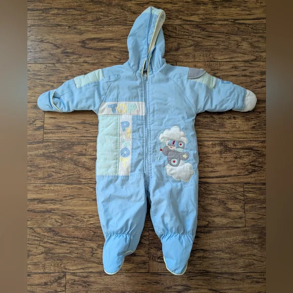 $ OshKosh B'gosh Light Blue Top‎ Pilot Footie