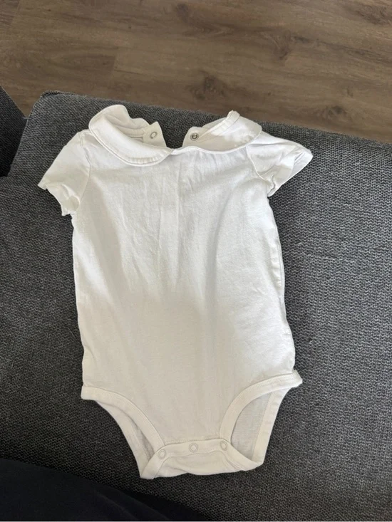 OshKosh B'gosh White Peter Pan Collar Baby Bodysuit