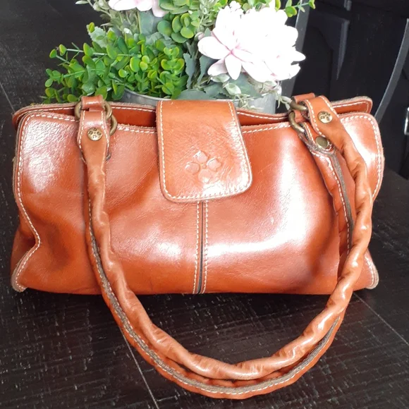 PATRICIA NASH SHOULDER BAG