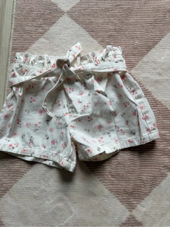 OshKosh B'gosh White Floral Tie-Front Paperbag Shorts