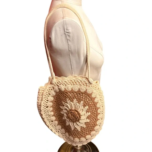Bebe Crochet Shoulder Bag Women Medium Tan Cream Good Boho Sunburst Rose Circle