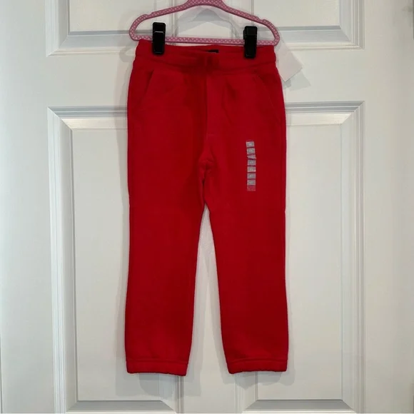 Oshkosh Boys Joggers Size‎ 4T NWT