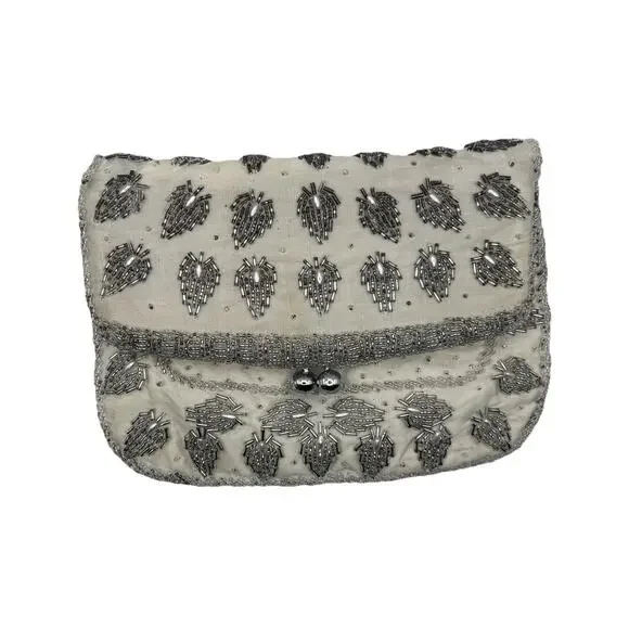 Vintage white/silver leaf motif beaded kisslock folded evening clutch bag
