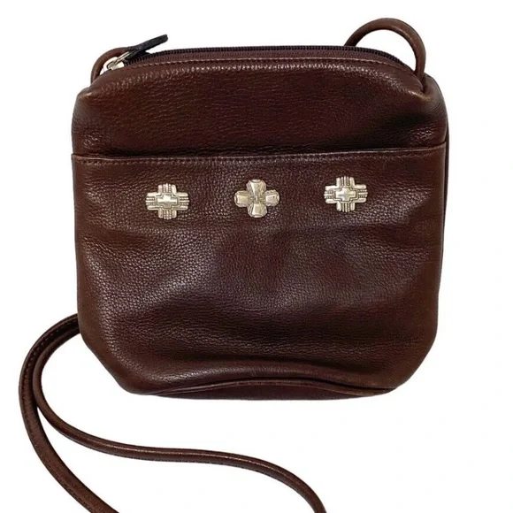 FOSSIL *COLLECTORS* BAG BROWN LEATHER 7x7. On trend and Darling!