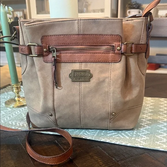 b.ø.c Born Concept Taupe Leather Crossbody Bag‎ Purse
