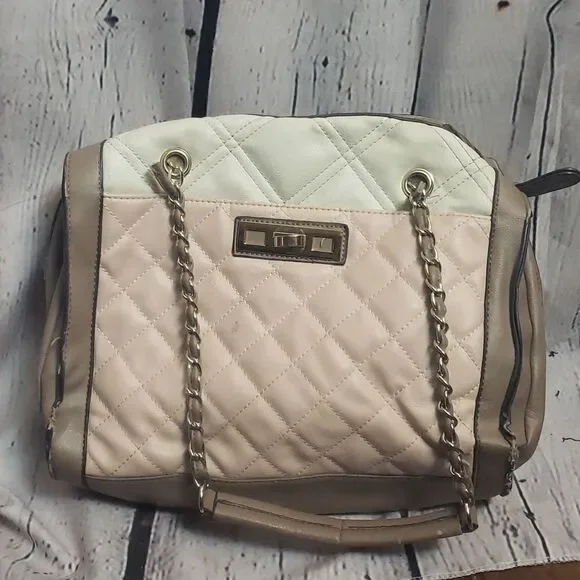 Apt. 9 Bag‎