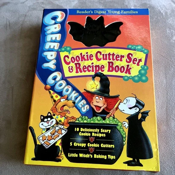 Creepy Cookies: Halloween Cookie Cutter Set‎ & Recipe Book By Reader's Digest 96