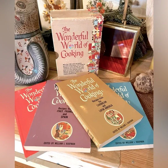 Vintage 1964 First Print The Wonderful World of Cooking 4 Volume Set