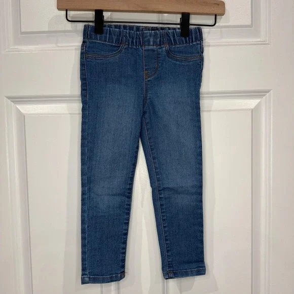 OshKosh Bgosh Toddler Girls Medium Wash Pull On Denim Jeggings Size‎ 4T