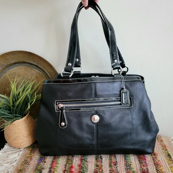 Coach Black Leather Shoulder Bag