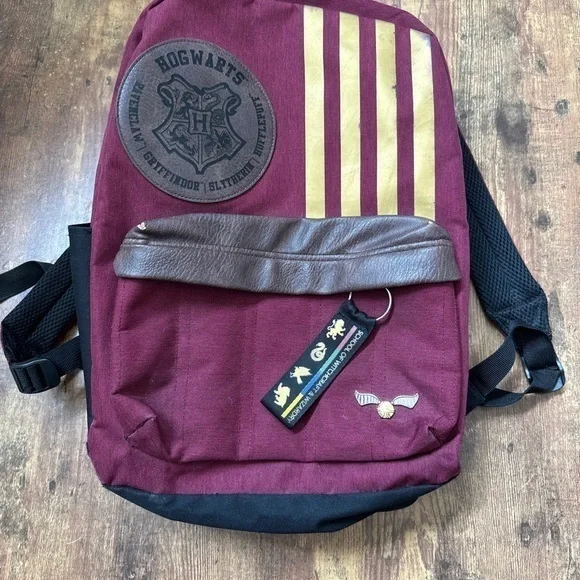 Harry Potter‎ Hogwarts Full Sized large backpack with Keychain