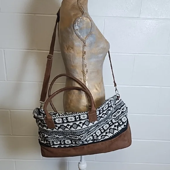 Travel Carry On Bag Brown with Black & Ivory Woven Texured Pattern Bag Large