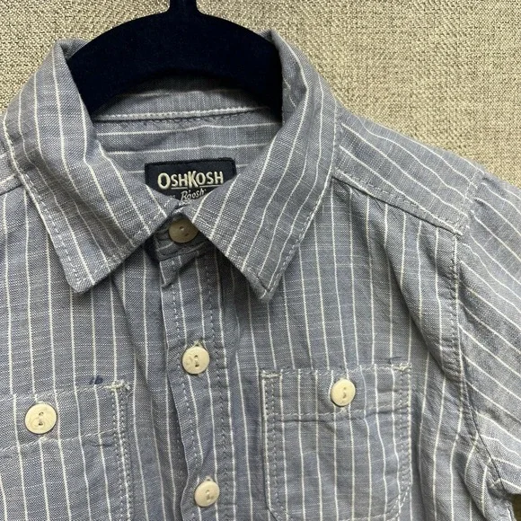 OshKosh B'gosh Button Down Short Sleeve Boys 3T Two Pockets Blue White‎ Stripe