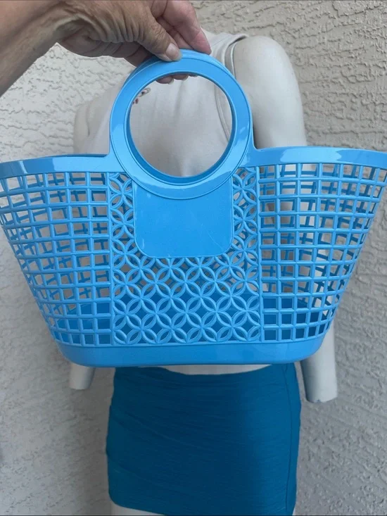 Blue Circular-Handle Tote Bag - Lightweight Beach & Market Bag with Bow Clip