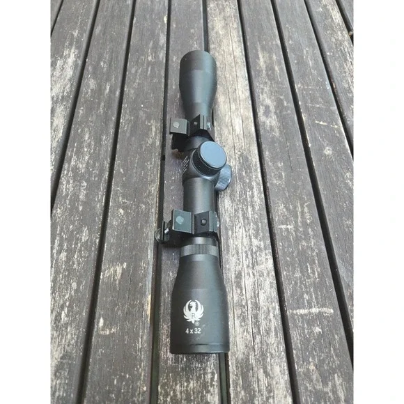 Vintage Ruger 4x32 Air Rifle Scope by Umarex with Mounting Rings