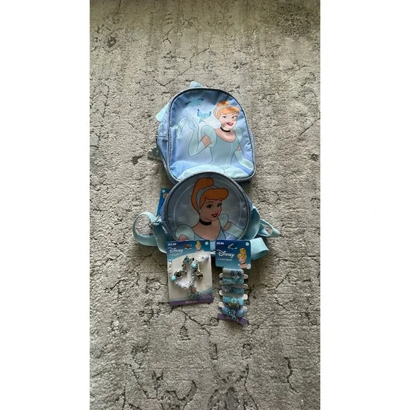 Disney Princess Cinderella 4 piece gift item set