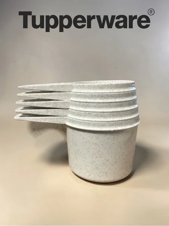Vintage Tupperware Speckled White Measuring Cups Set