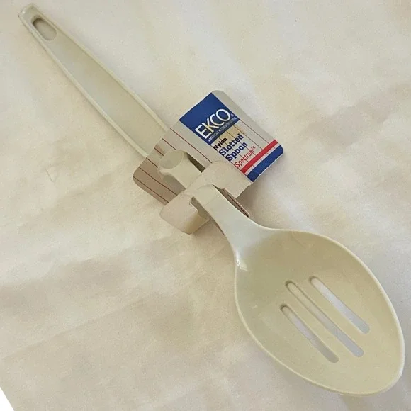 EKCO‎ Slotted Spoon White NEW Vintage 1986 Nylon Spectrum Made in USA