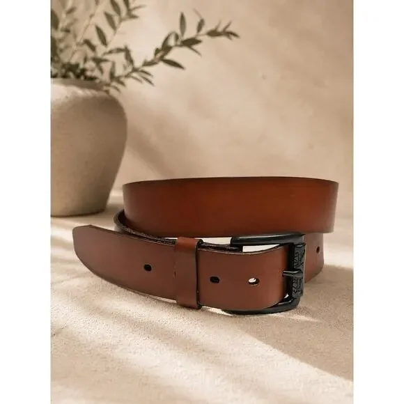 LEVI’S Men’s Brown Leather Belt Size 38-40