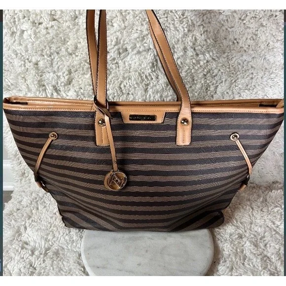 Adrienne Vittadini Brown Striped Tote Bag Tan Trim Gold Tone Hardware Charm