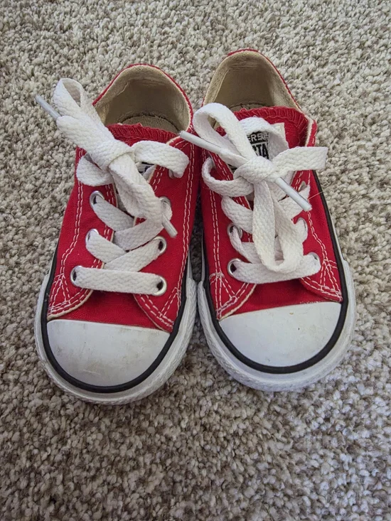 Toddler Converse - Size 5