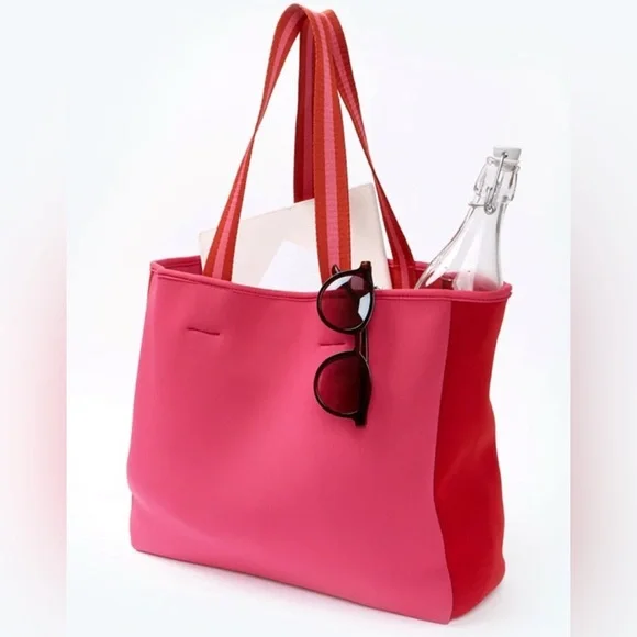Beach tote bag by SUMMERSALT NEOPRENE‎ NWT red/pink tote